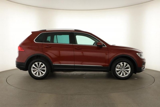Volkswagen Tiguan  2.0 TSI Highline