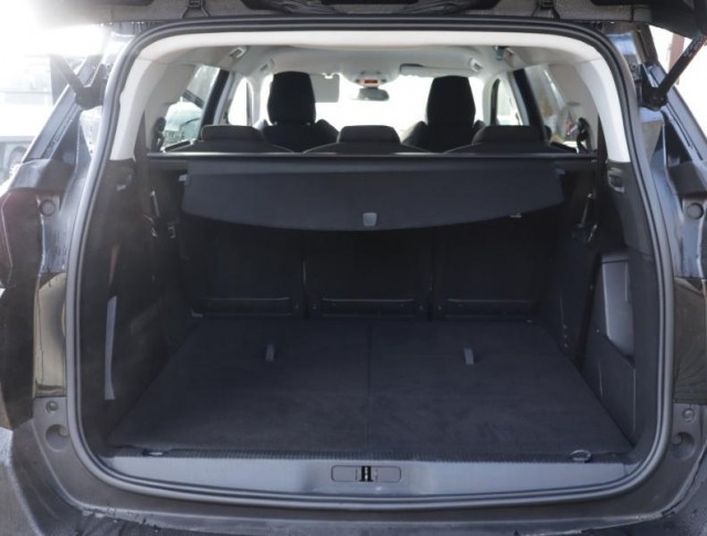 Peugeot 5008  1.5 BlueHDi 