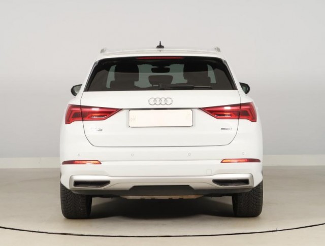 Audi Q3  45 TFSI Advanced