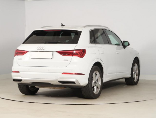 Audi Q3  45 TFSI Advanced