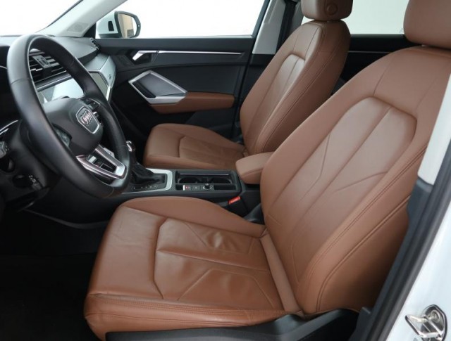 Audi Q3  45 TFSI Advanced