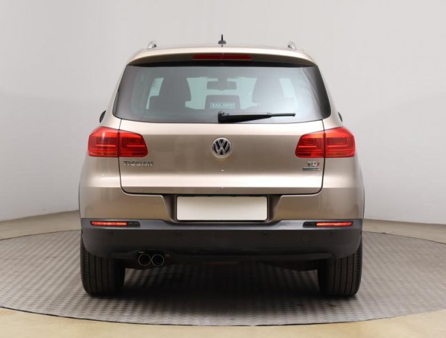 Volkswagen Tiguan  2.0 TDI 
