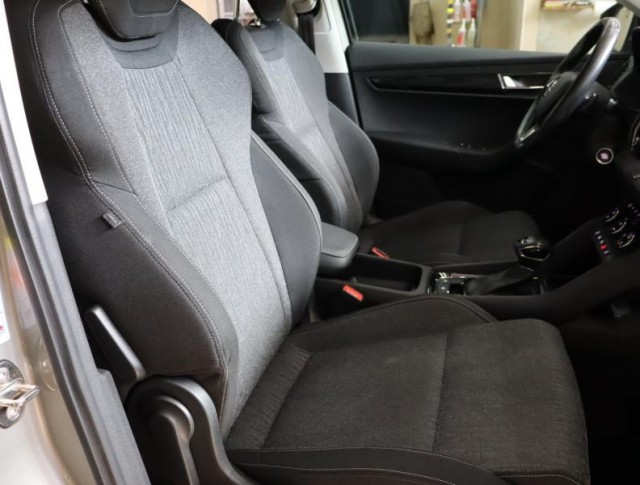 Škoda Karoq  1.5 TSI 