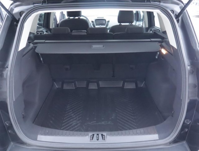 Ford Kuga  1.5 EcoBoost Titanium