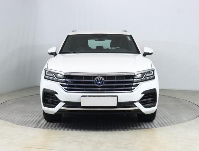 Volkswagen Touareg  3.0 TDI R-Line
