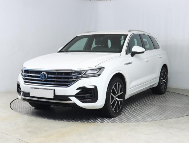 Volkswagen Touareg  3.0 TDI R-Line