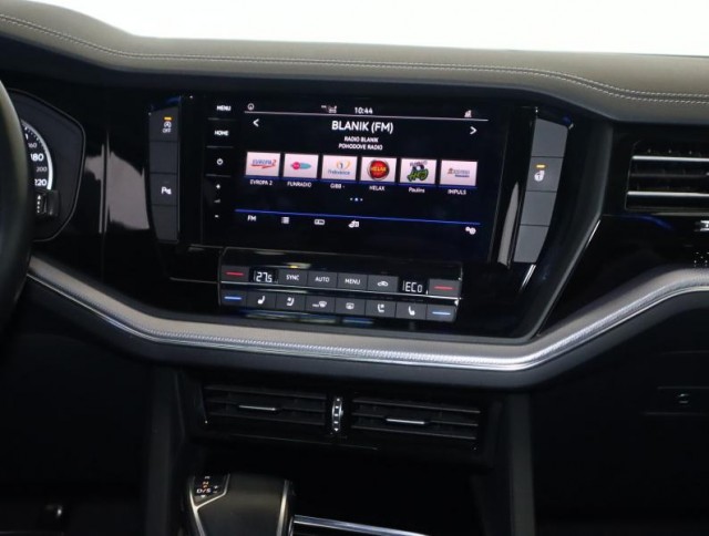 Volkswagen Touareg  3.0 TDI R-Line