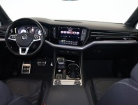 Volkswagen Touareg  3.0 TDI R-Line