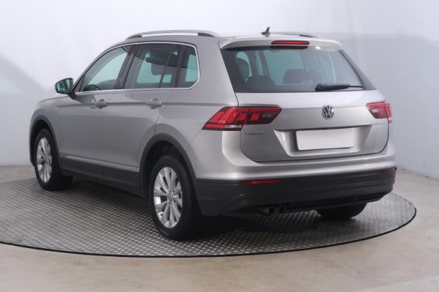 Volkswagen Tiguan  2.0 TDI 