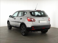 Nissan Qashqai  1.6 