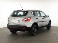 Nissan Qashqai  1.6 