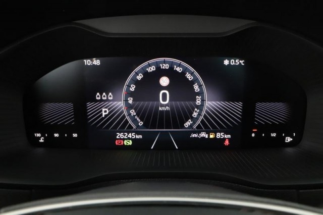 Škoda Karoq  1.5 TSI Drive