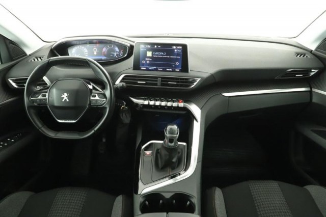Peugeot 5008  1.5 BlueHDi 
