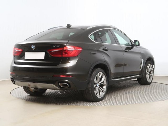 BMW X6  xDrive40d 