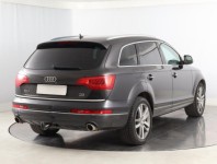 Audi Q7  3.0 TDI 