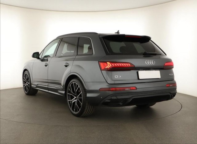 Audi Q7  50 TDI S-Line