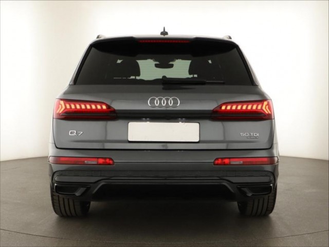 Audi Q7  50 TDI S-Line