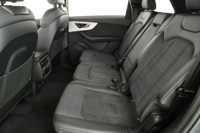 Audi Q7  50 TDI S-Line