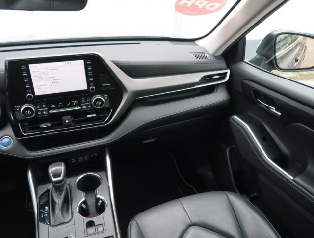 Toyota Highlander  2.5 Hybrid 