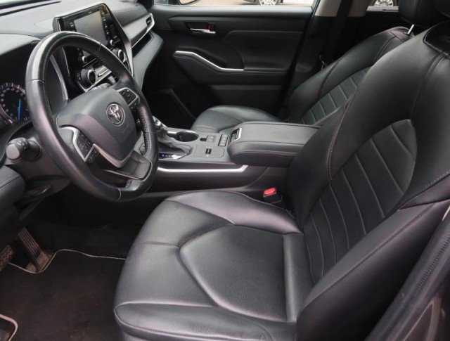 Toyota Highlander  2.5 Hybrid 