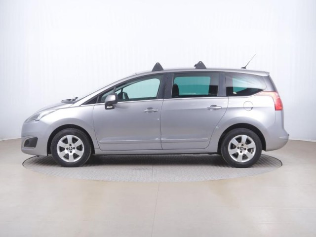 Peugeot 5008  1.6 HDi 