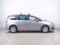 Peugeot 5008  1.6 HDi 