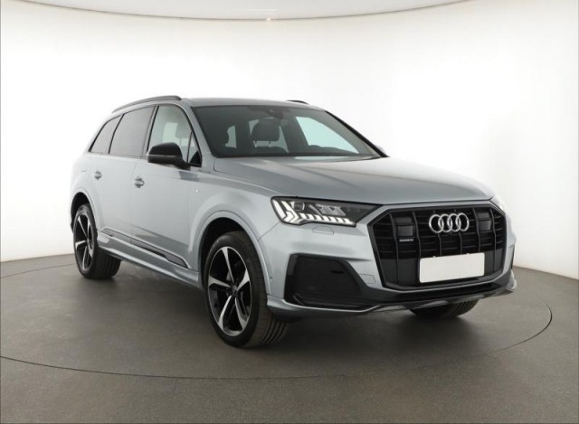 Audi Q7  50 TDI S-Line