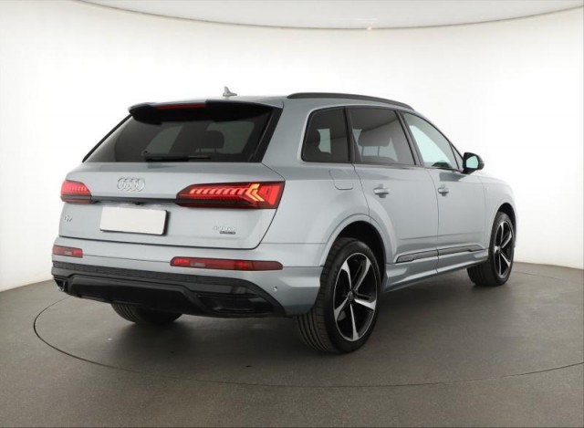 Audi Q7  50 TDI S-Line