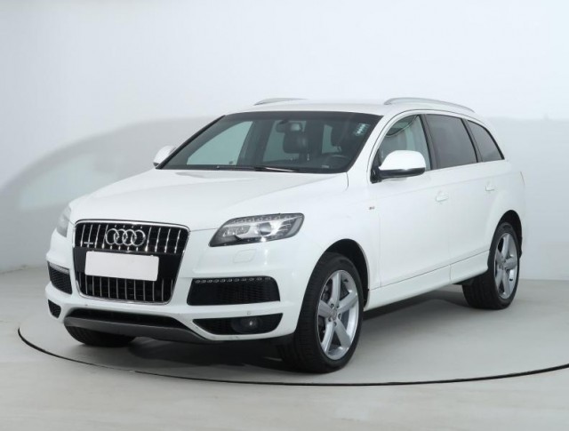 Audi Q7  3.0 TDI 