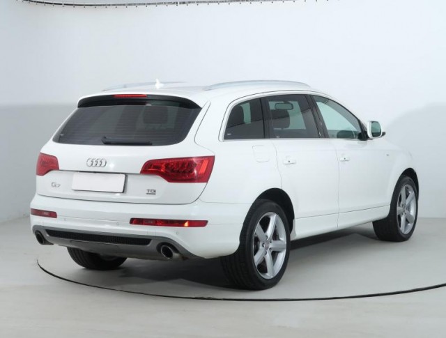 Audi Q7  3.0 TDI 