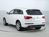 Audi Q7  3.0 TDI 
