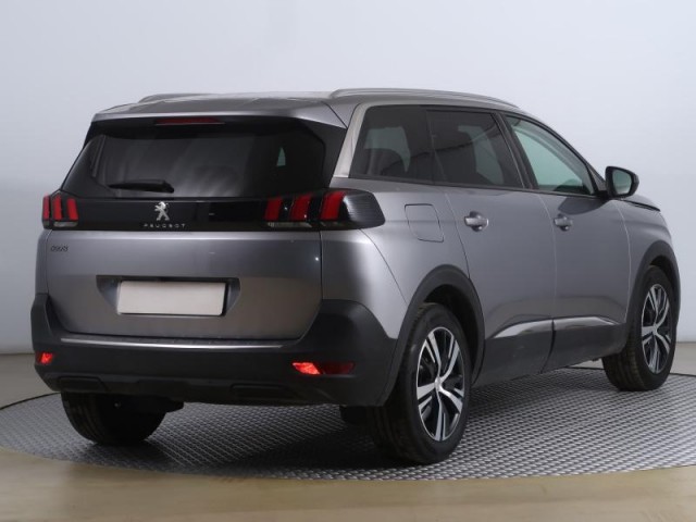 Peugeot 5008  PureTech 130 Allure