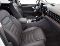 Volkswagen Touareg  3.0 TDI 