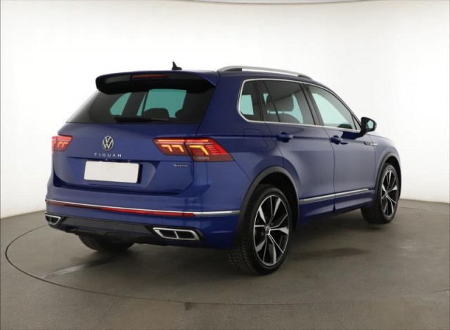 Volkswagen Tiguan  2.0 TDI R-Line