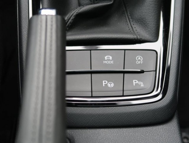 Škoda Kamiq  1.0 TSI Monte Carlo