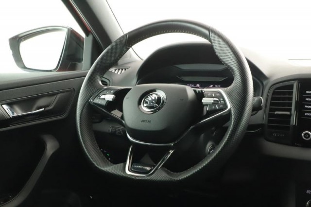 Škoda Karoq  1.5 TSI Sportline
