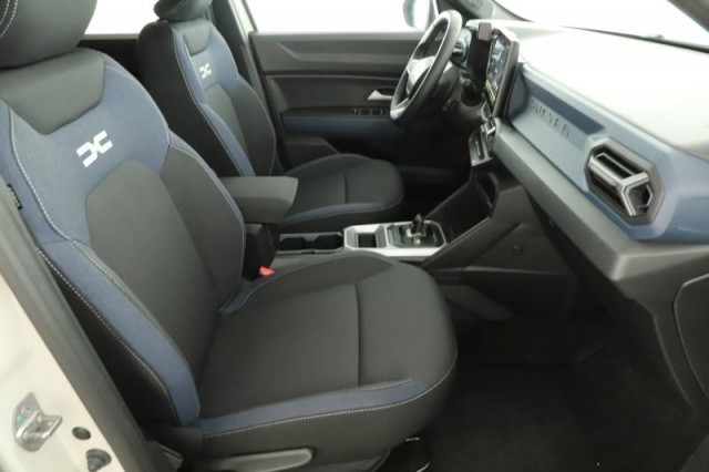 Dacia Duster  1.6 Hybrid 