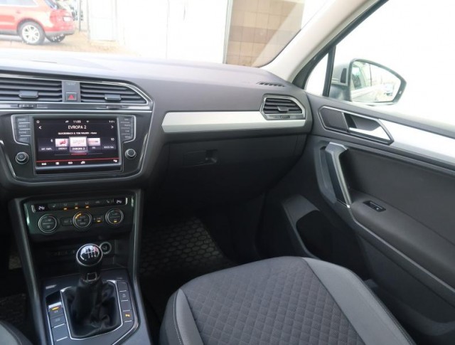 Volkswagen Tiguan  2.0 TDI 