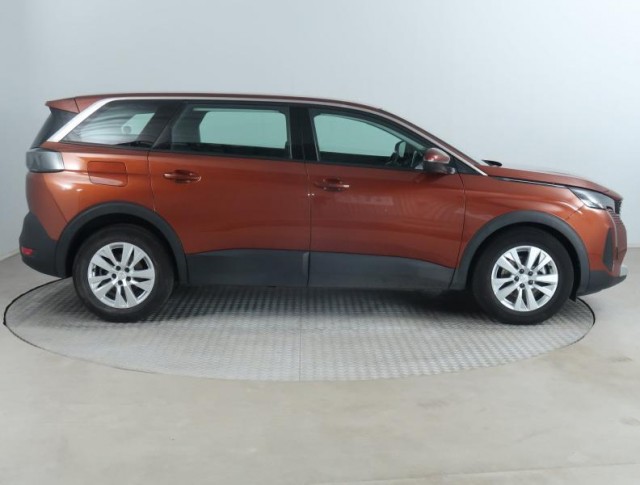 Peugeot 5008  PureTech 130 Active Pack