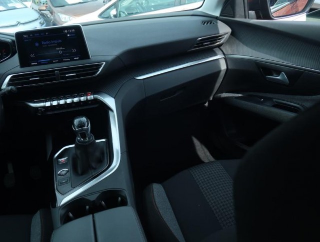 Peugeot 5008  PureTech 130 Active Pack