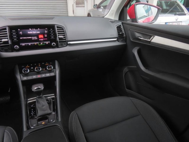 Škoda Karoq  1.5 TSI Drive