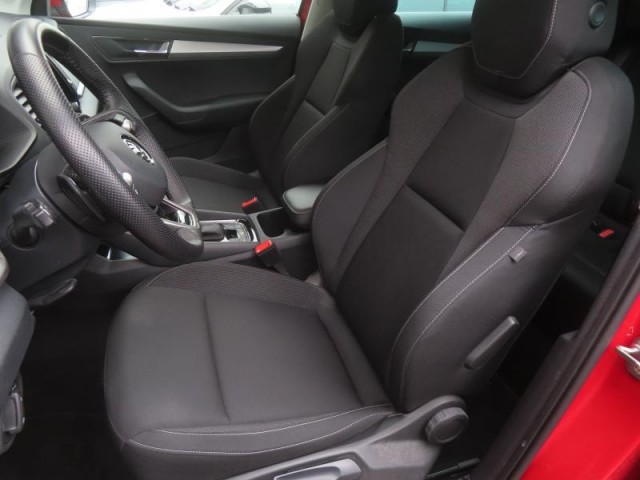 Škoda Karoq  1.5 TSI Drive