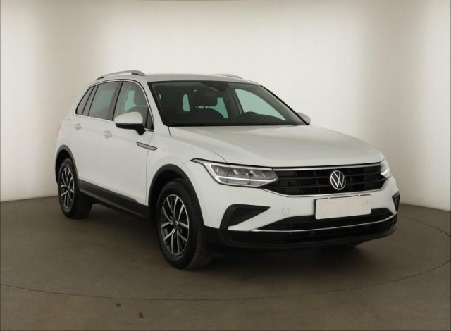 Volkswagen Tiguan  1.5 TSI 