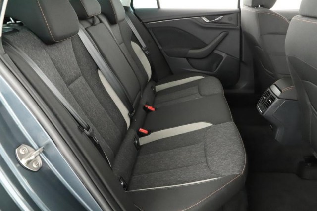 Škoda Kamiq  1.5 TSI 