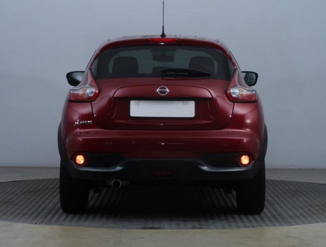 Nissan Juke  1.6 i 
