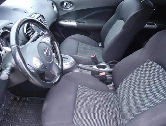 Nissan Juke  1.6 i 