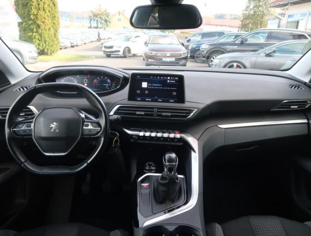 Peugeot 5008  PureTech 130 
