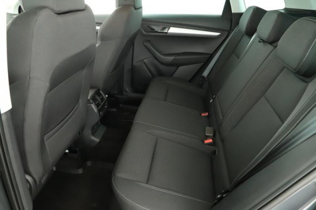 Škoda Karoq  1.5 TSI Fresh