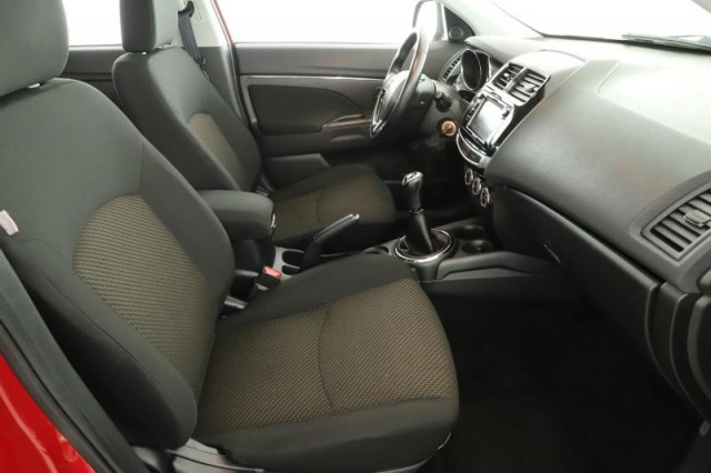 Mitsubishi ASX  1.6 MIVEC 