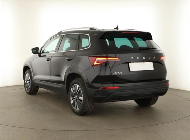 Škoda Karoq  1.0 TSI Drive